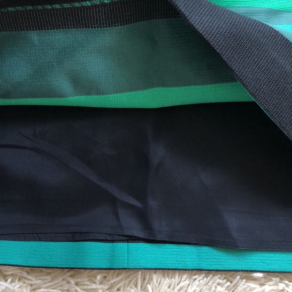 Ann Taylor skirt 8 - Picture 2 of 4